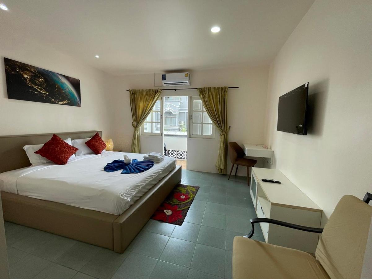 Inn Dulgence Patong Экстерьер фото