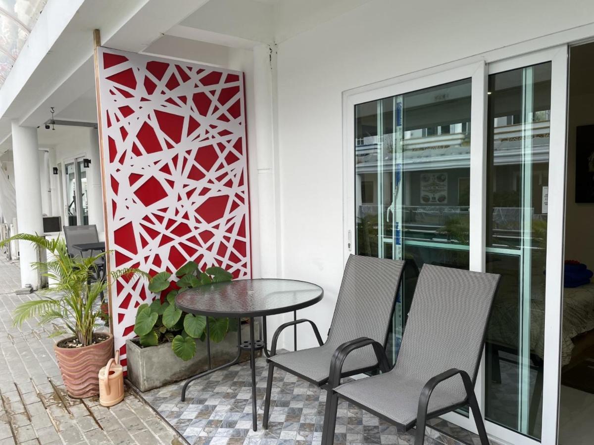 Inn Dulgence Patong Экстерьер фото