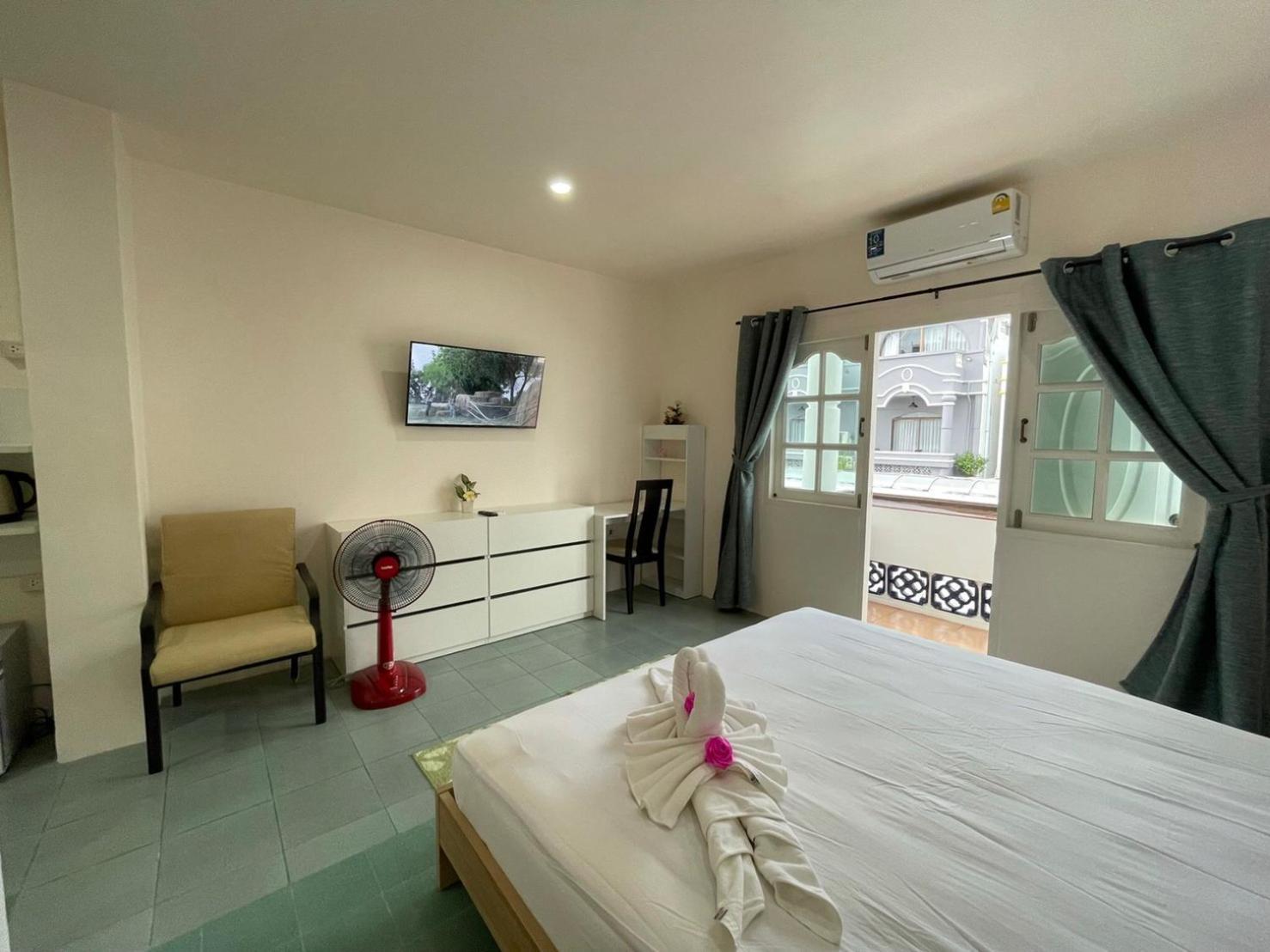 Inn Dulgence Patong Экстерьер фото